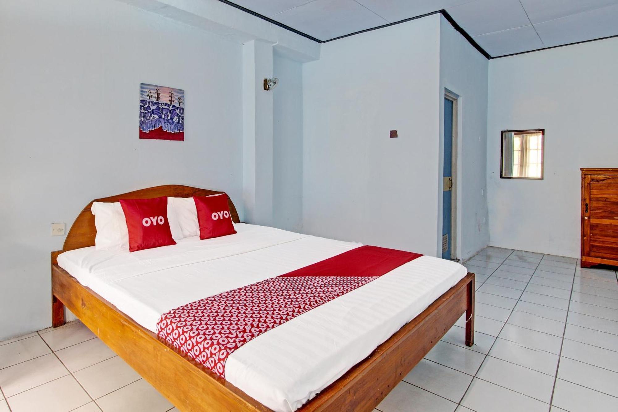 Hotel Capital O 91644 Loka Hause Salatiga Esterno foto
