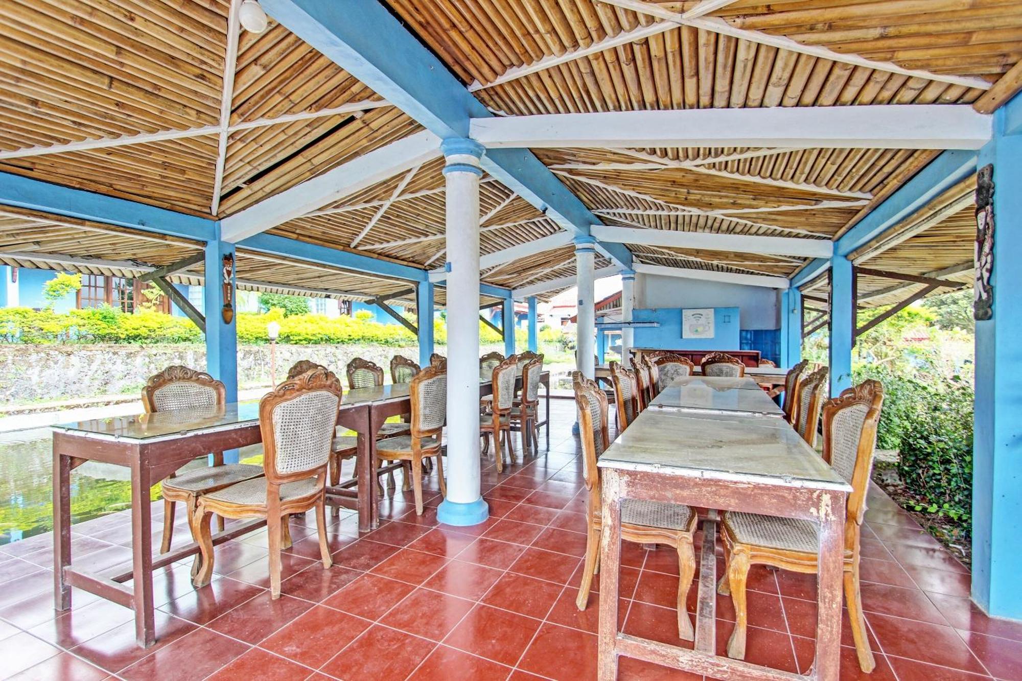 Hotel Capital O 91644 Loka Hause Salatiga Esterno foto