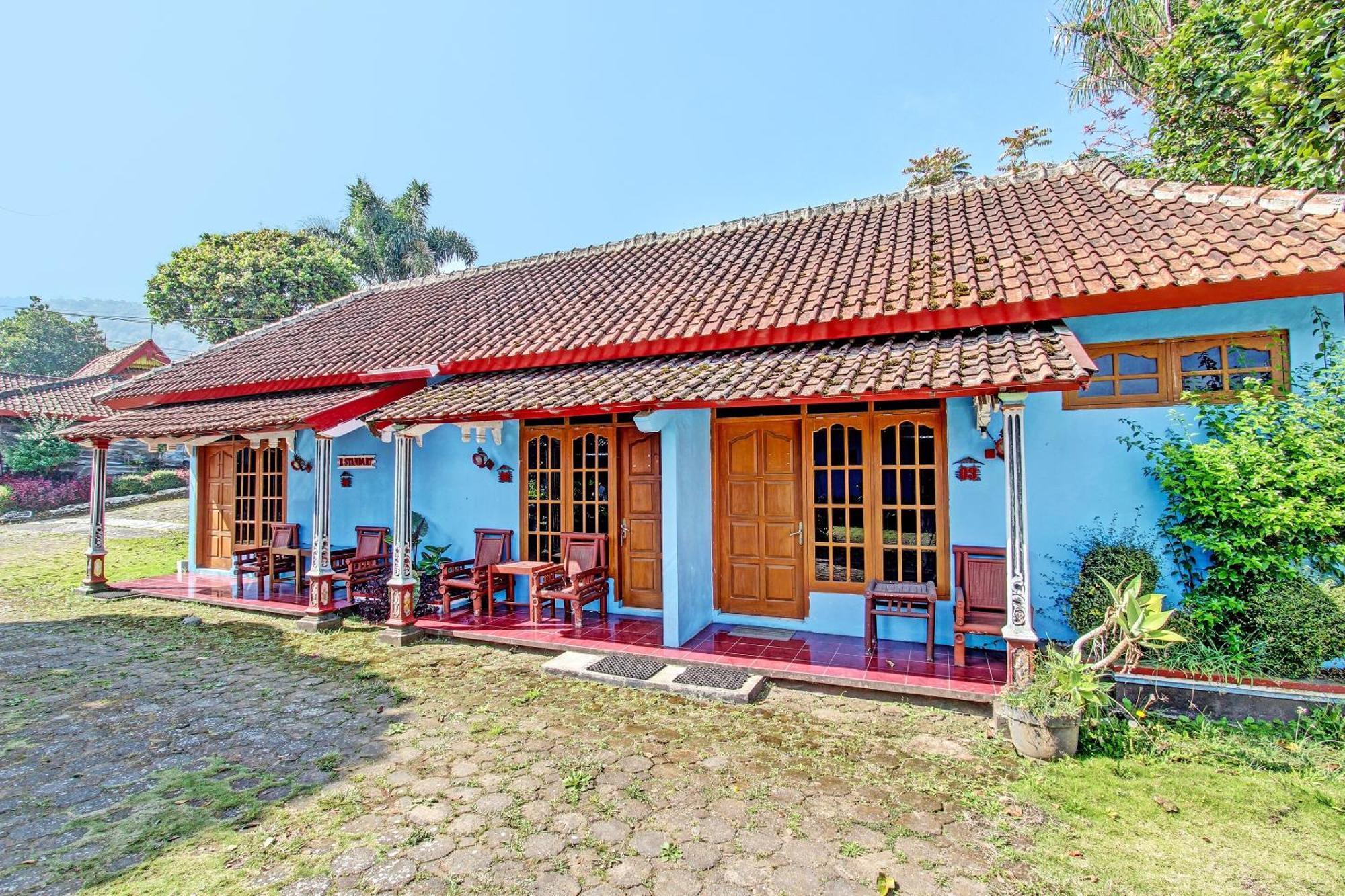 Hotel Capital O 91644 Loka Hause Salatiga Esterno foto