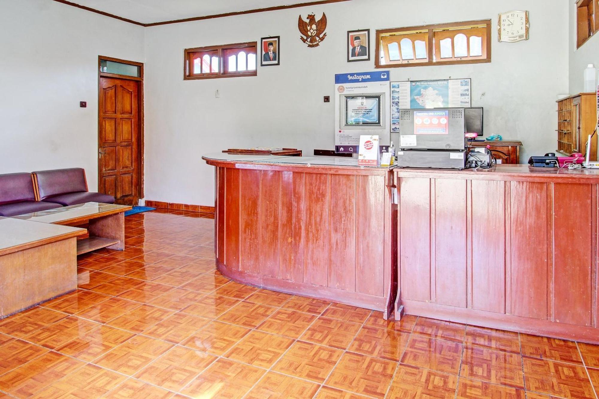 Hotel Capital O 91644 Loka Hause Salatiga Esterno foto