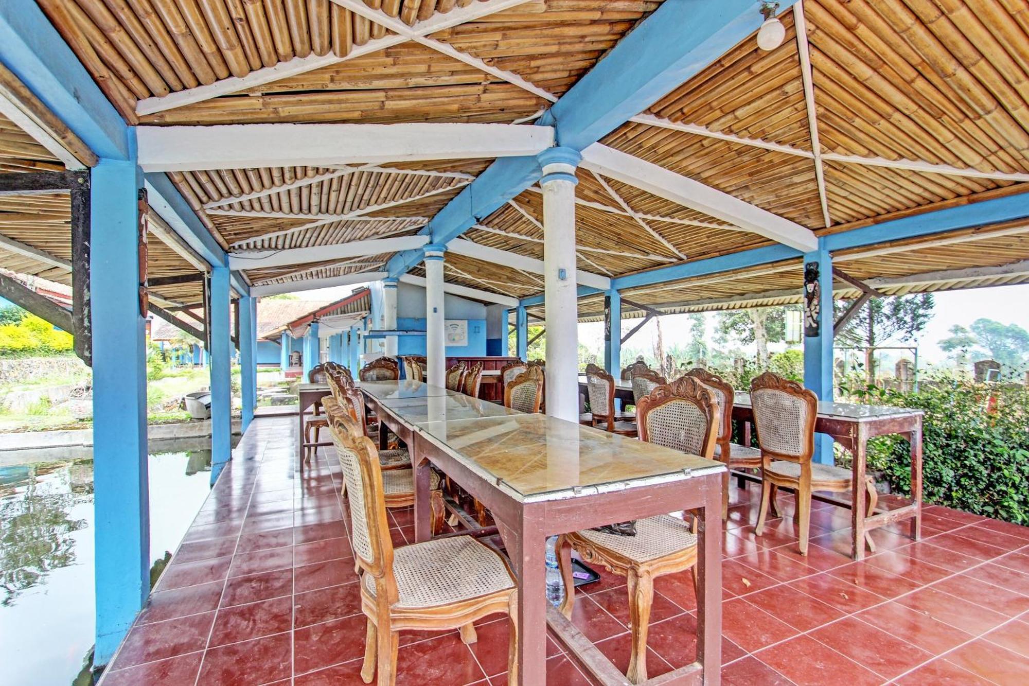 Hotel Capital O 91644 Loka Hause Salatiga Esterno foto